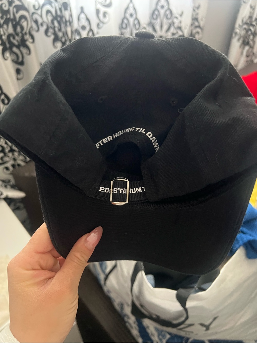 Weeknd Merch Baseball Cap - Picture 2 of 2